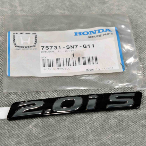 75731-SN7-G00, 75731SN7G00 OEM czarny emblemat 2.0is na tylną klapę Honda Accord 5gen 93-97