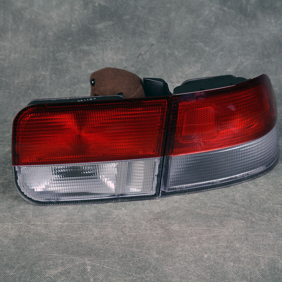 Lampy tylne RedWhite Honda Civic 9600 Coupe