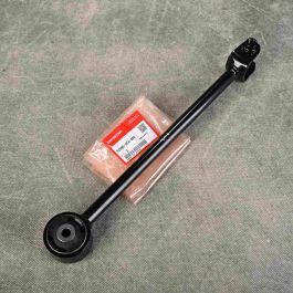 OEM wahacz tylny górny Accord 7gen 03-08 sedan Jarusnet