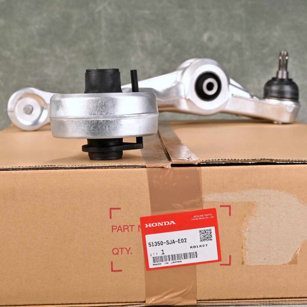 OEM wahacz przedni dolny PRAWY Legend 4gen 07-08 Jarusnet