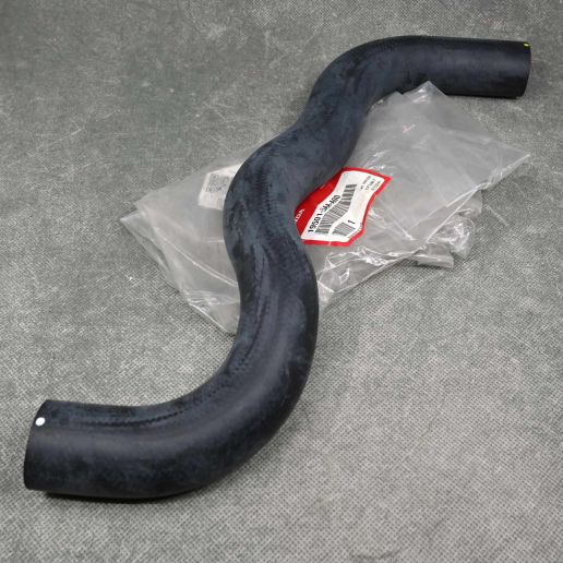 19501-5AA-A00, 195015AAA00 OEM wąż chłodnicy górny Civic 10gen 17-22 L15B 1.5 Turbo