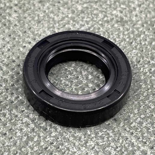 Uszczelniacz aparatu zapłonowego 14.5x24.5x6 J30 Honda Accord 6gen 98-02 V6