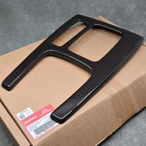 OEM nakładka carbonowa na konsole centralna Civic 11gen 23-27 TypeR FL5 