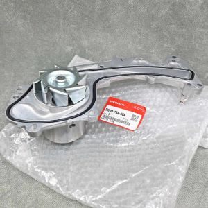 19200-P5A-004, 19200P5A004 OEM pompa wody C35 Legend 3gen 96-04