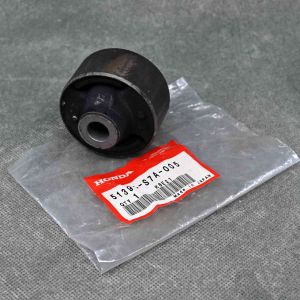 51391-S7A-005, 51391S7A005 OEM tuleja wahacza przedniego CR-V 2gen 02-04