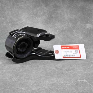 51395-SWA-E80, 51395SWAE80 OEM tuleja wahacza przedniego dolnego PRAWA CR-V 3gen 10-11 POLIFT R20 N22