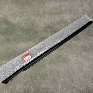 72410-SH3-003, 72410SH3003 OEM listwa zgarniająca szyby PRAWA Honda Civic 4gen 88-91 3D HB strona pasażera