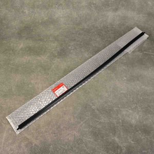 73151-SR3-013, 73151SR3013 OEM górna listwa przedniej szyby Civic 5gen 92-95 HB Coupe