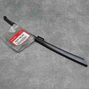 73820-S4N-003, 73820S4N003 OEM listwa pionowa szyby bocznej tylnej prawej HR-V 1gen 99-06 5D