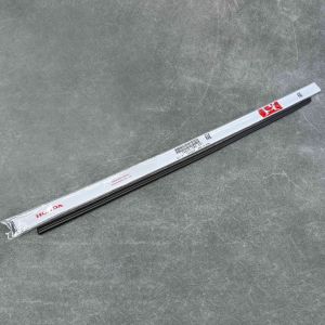 76632-SNA-A01, 76632SNAA01 OEM gumka wycieraczki PRZÓD Civic 8gen 06-11 HB 575mm