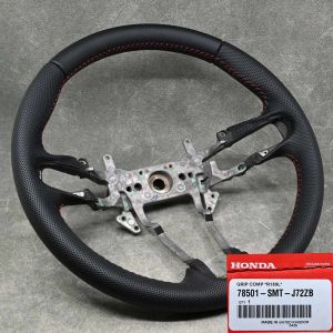 OEM kierownica Civic 8gen 06-11 TypeR FN2 skóra, perforacja, czerwona nitka