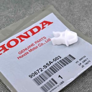 90672-S5A-003, 90672S5A003 OEM klips patyka maski Civic 7gen 01-05