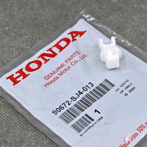 90672-SJ4-013, 90672SJ4013 OEM klips patyka maski Honda Civic 5gen 92-95 Civic 6gen 96-00 CRX Del Sol 93-097