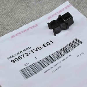 90672-TV0-E01, 90672TV0E01 OEM klips patyka maski Civic 9gen 12-16