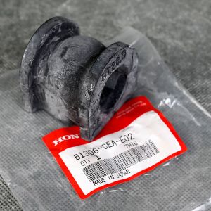 OEM Honda guma stabilizatora PRZÓD Honda Accord 7gen 03-08 Sedan 51306-SEA-004, 51306SEA004
