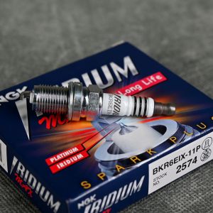 NGK 2574 BKR6EIX-11P świece zapłonowe H22 H22A, H22A2, H22A5, H22A7