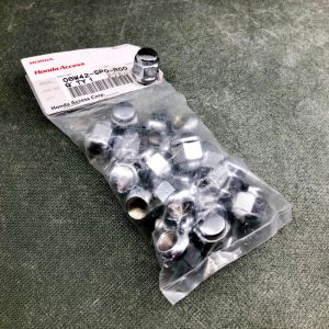 OEM nakrętki do koł zamknięte 20 szt.