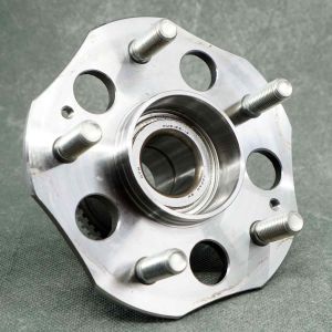 NTN piasta z łożyskiem tył Honda Prelude 5gen 97-01 2.2VTi 5x114,3