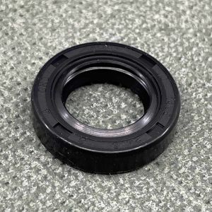 Uszczelniacz aparatu zapłonowego 14.5x24.5x6 J30 Honda Accord 6gen 98-02 V6