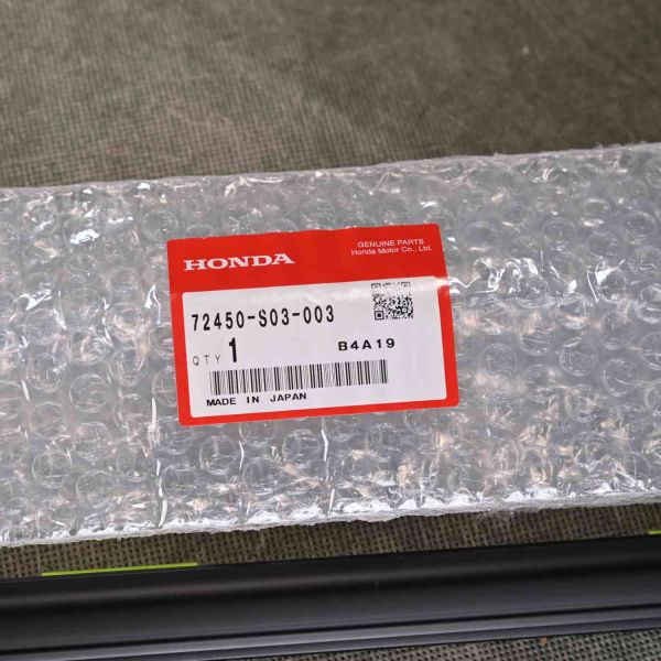 HOS OEM listwa zgarniająca szyby LEWA Civic 6gen 96-00 HB/Coupe