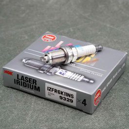 NGK świece zapłonowe R20, R18 Honda Accord, Civic 8gen IZFR6K11NS